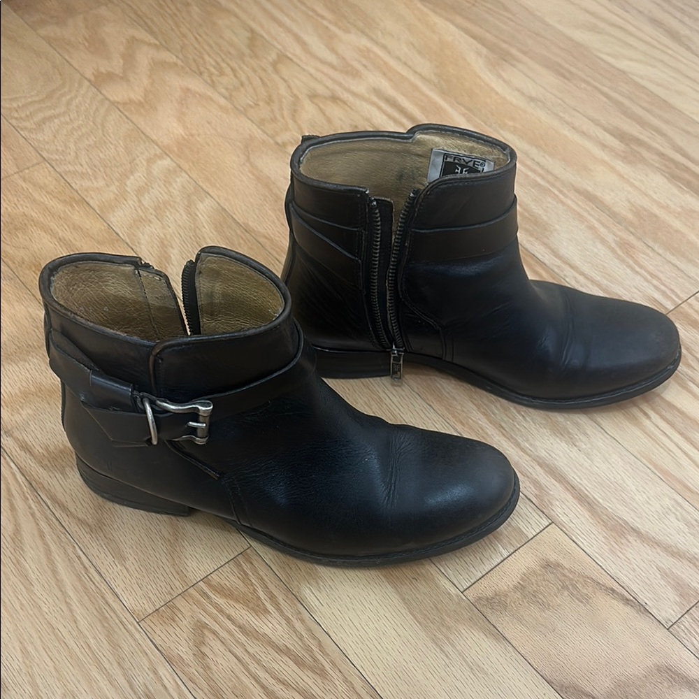 Frye Melissa Knotted Short Boot - size 7